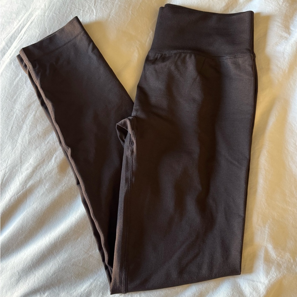 Young LA Legacy Seamless Brown High-Waisted Leggings - NWOT